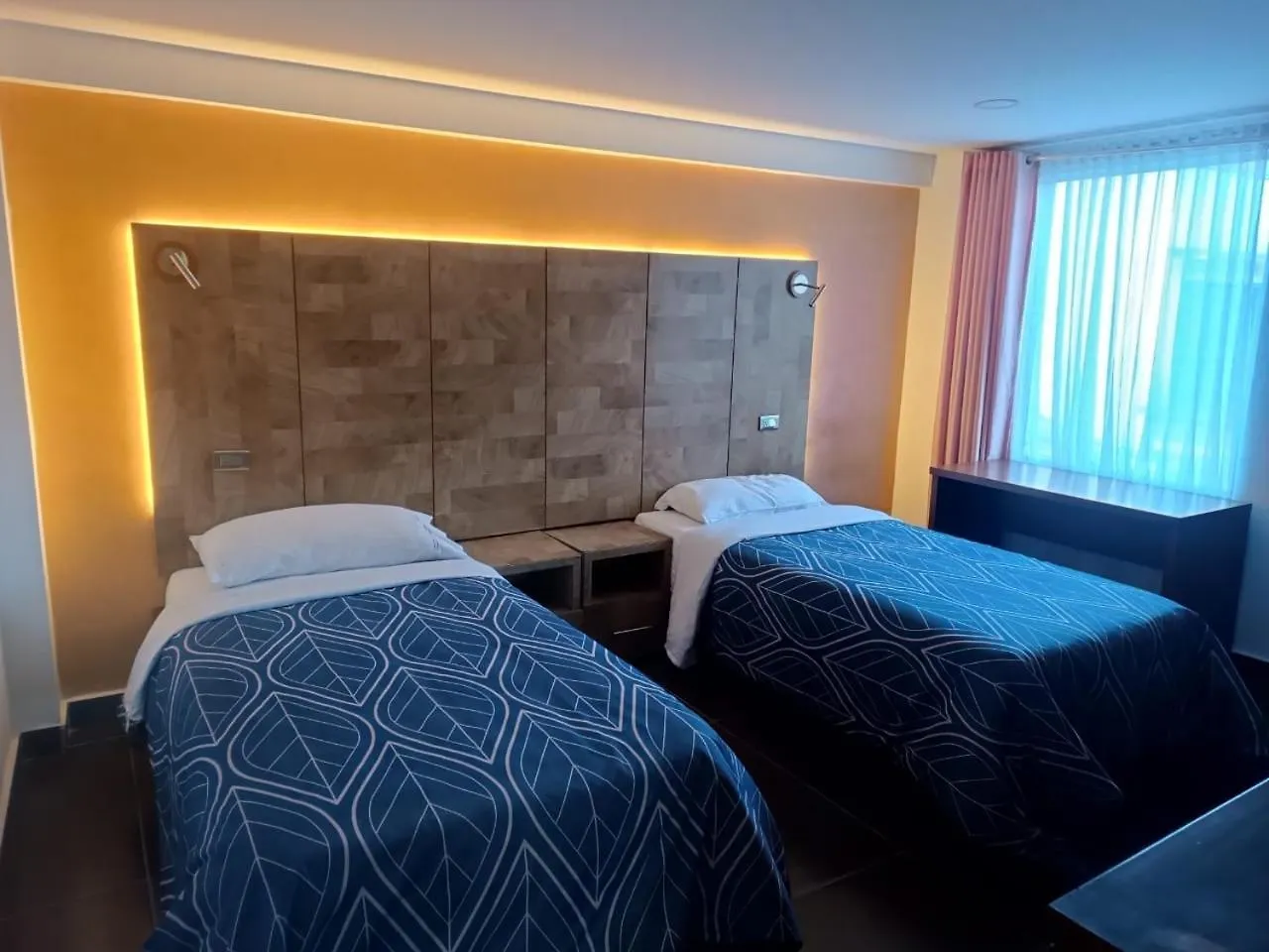 Corcel Modelia - Bp Hotel Bogota
